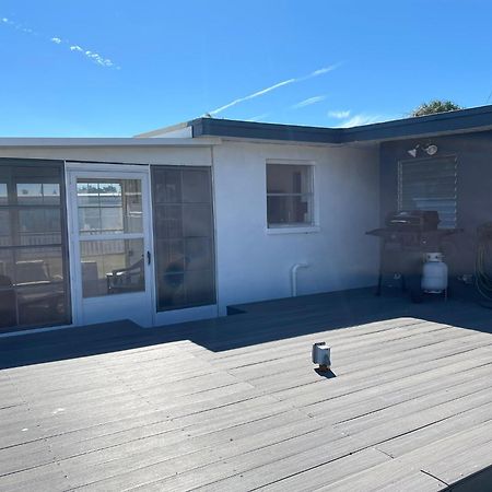 فيلا Hudson Water Front House المظهر الخارجي الصورة